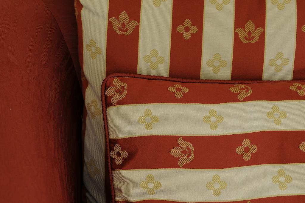 ルッカ A Palazzo Busdraghi Residenza D'Epoca Bed & Breakfast エクステリア 写真